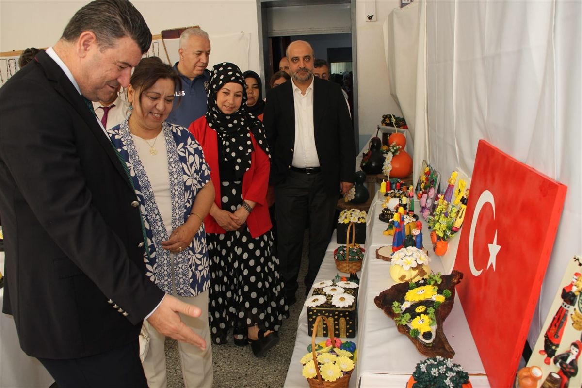 Mersin'de Halk Eğitimi Yıl Sonu Sergileri Açıldı