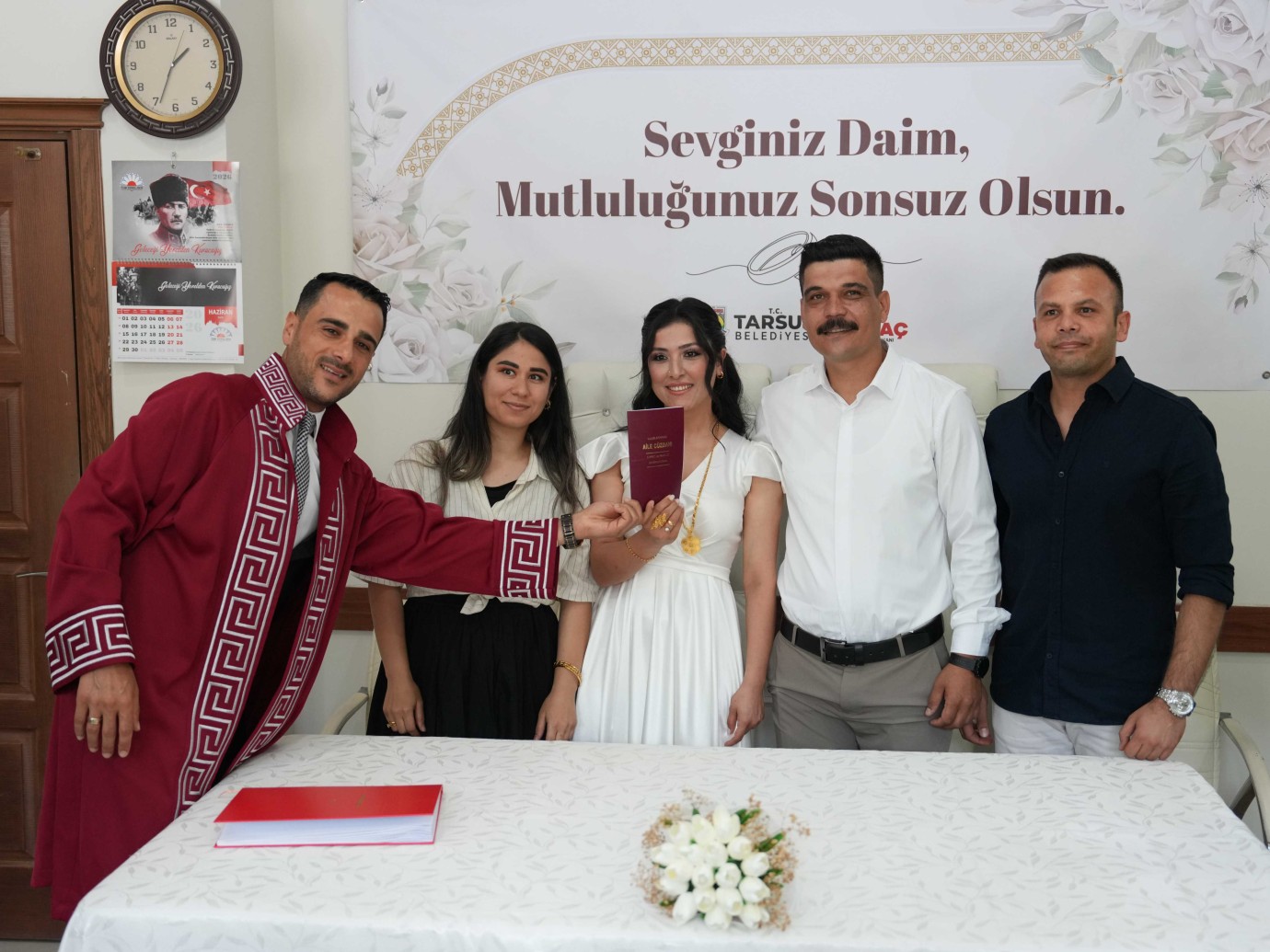 25 ÇİFT MUTLULUĞA “EVET” DEDİ