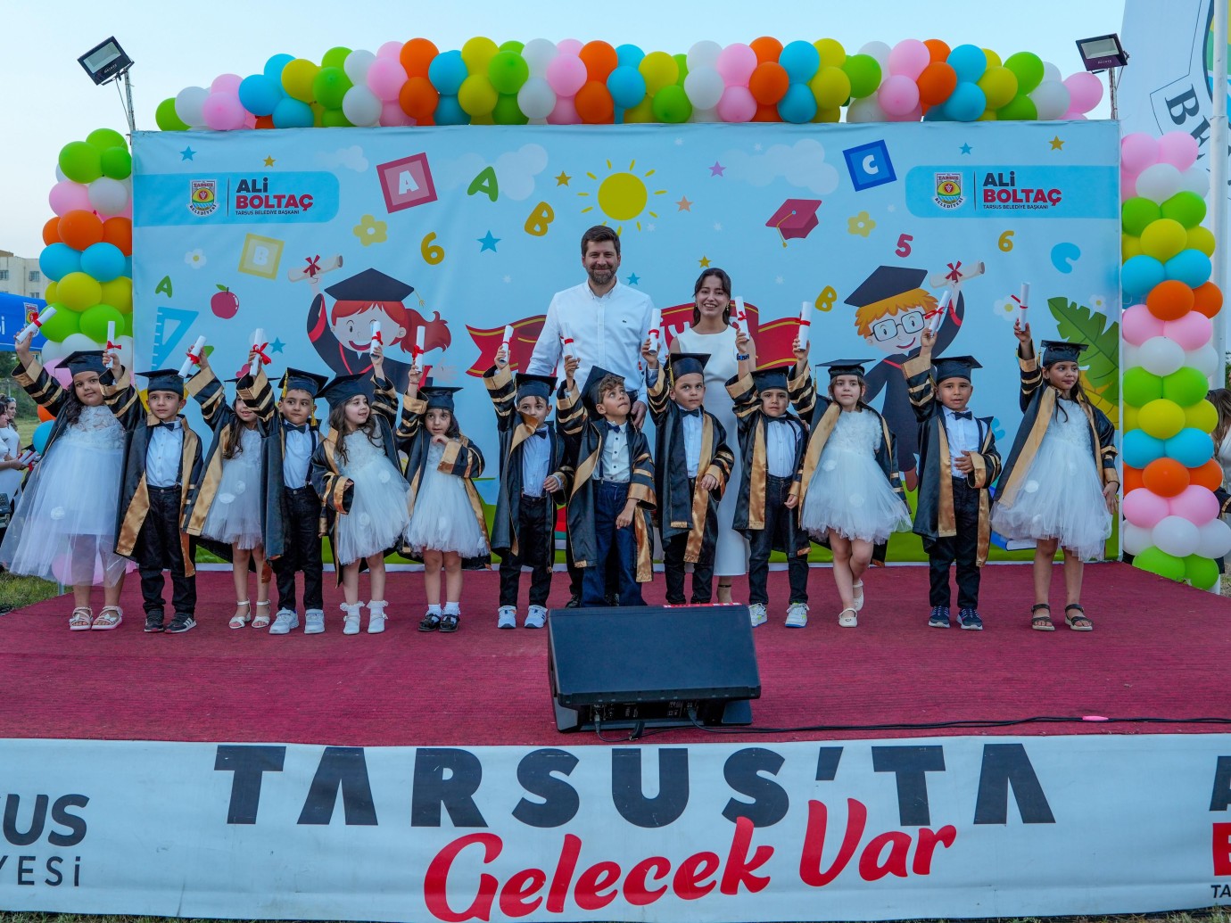 TARSUS BELEDİYESİ KREŞLERİNDE MEZUNİYET VE ÇOCUK ŞENLİĞİ