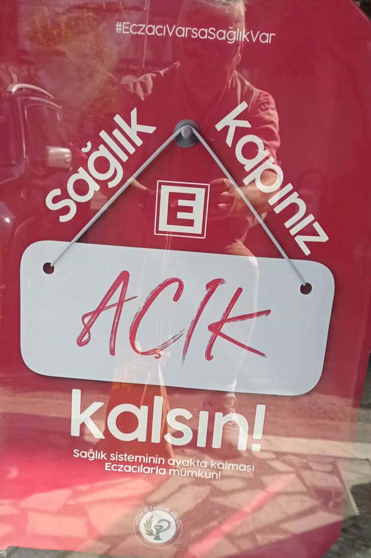 ECZACI VARSA HAYAT VAR