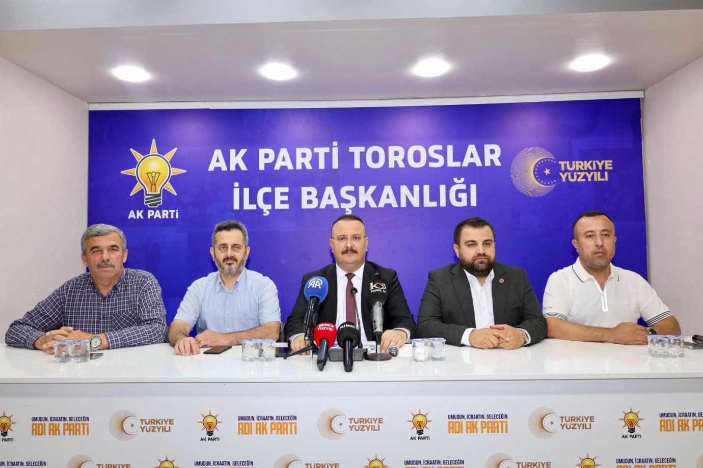 Ferdi ÇOKKESER AK Parti Toroslar İlçe Başkanı