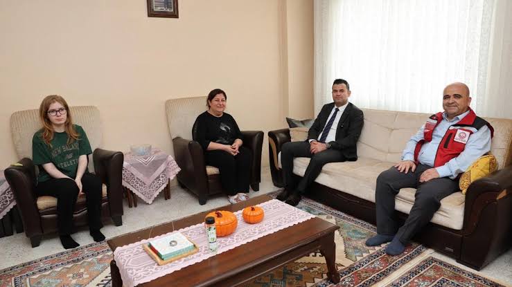Başkan V. Murat Beşikci, Şehit Yakınlarını ve Gazi Ailelerini Ziyaret Etti