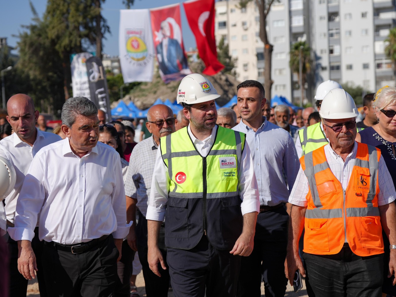   “VERDİĞİMİZ SÖZÜ YERİNE GETİRİYORUZ”