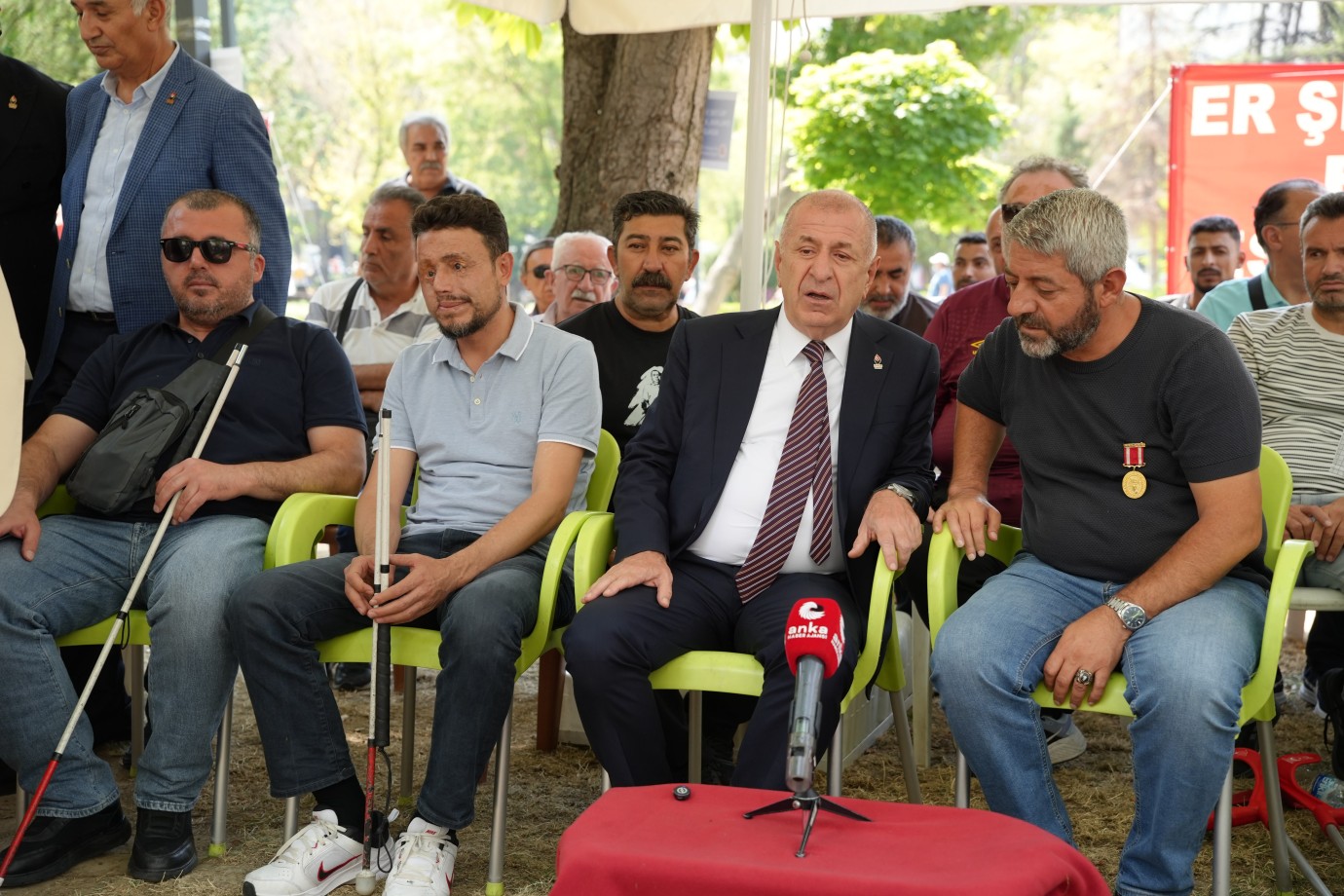“YANLIŞ BİR İŞ YAPILIYOR BİZ DE BU YANLIŞ İŞ KARŞISINDA TÜRK MİLLETİNİ UYARMAYA DEVAM EDECEĞİZ”