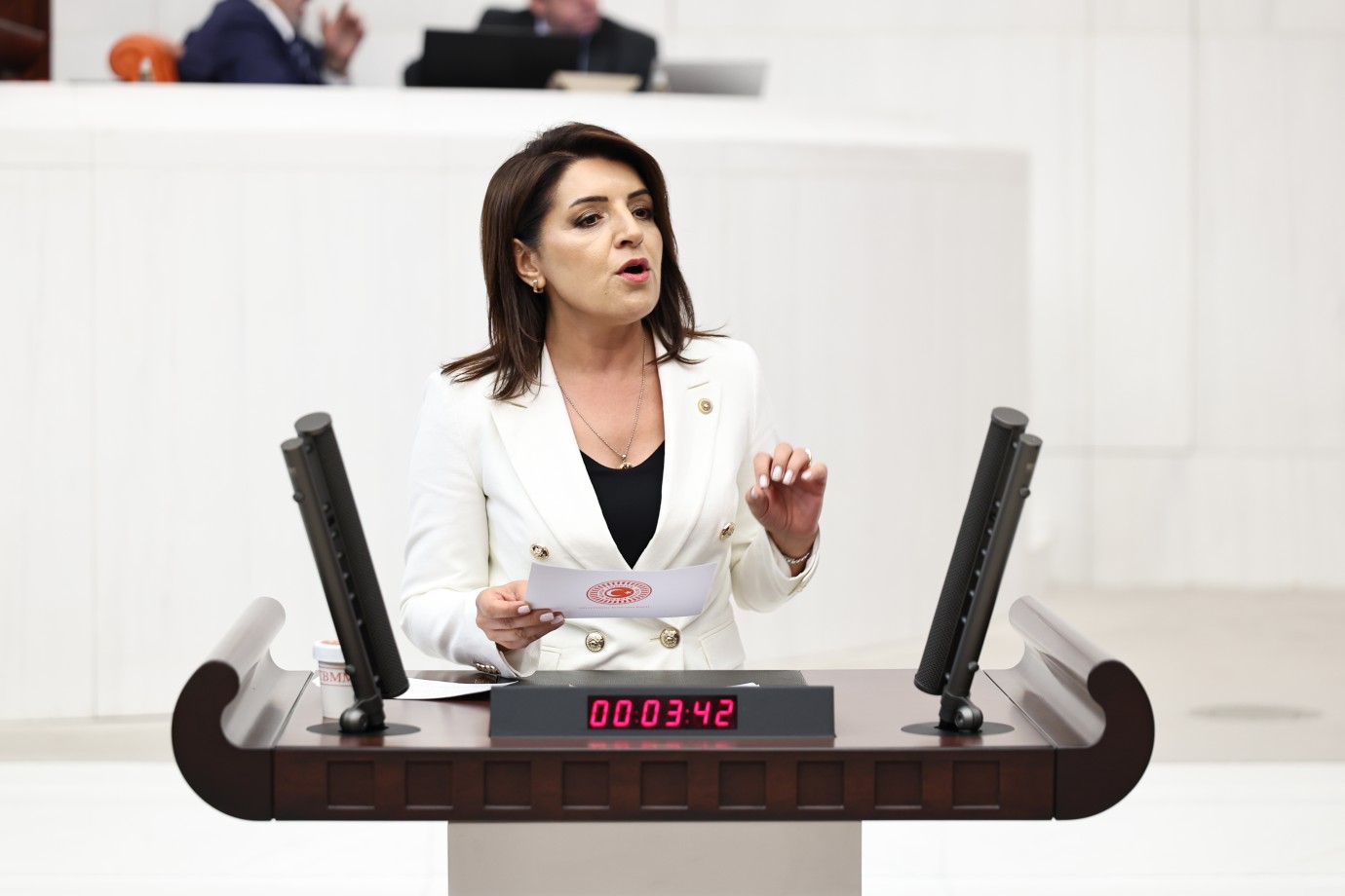 MİLYONLAR BORÇ BATAĞINDA, AKP VE MHP’NİN CEVABI: “ARAŞTIRMAYALIM!”