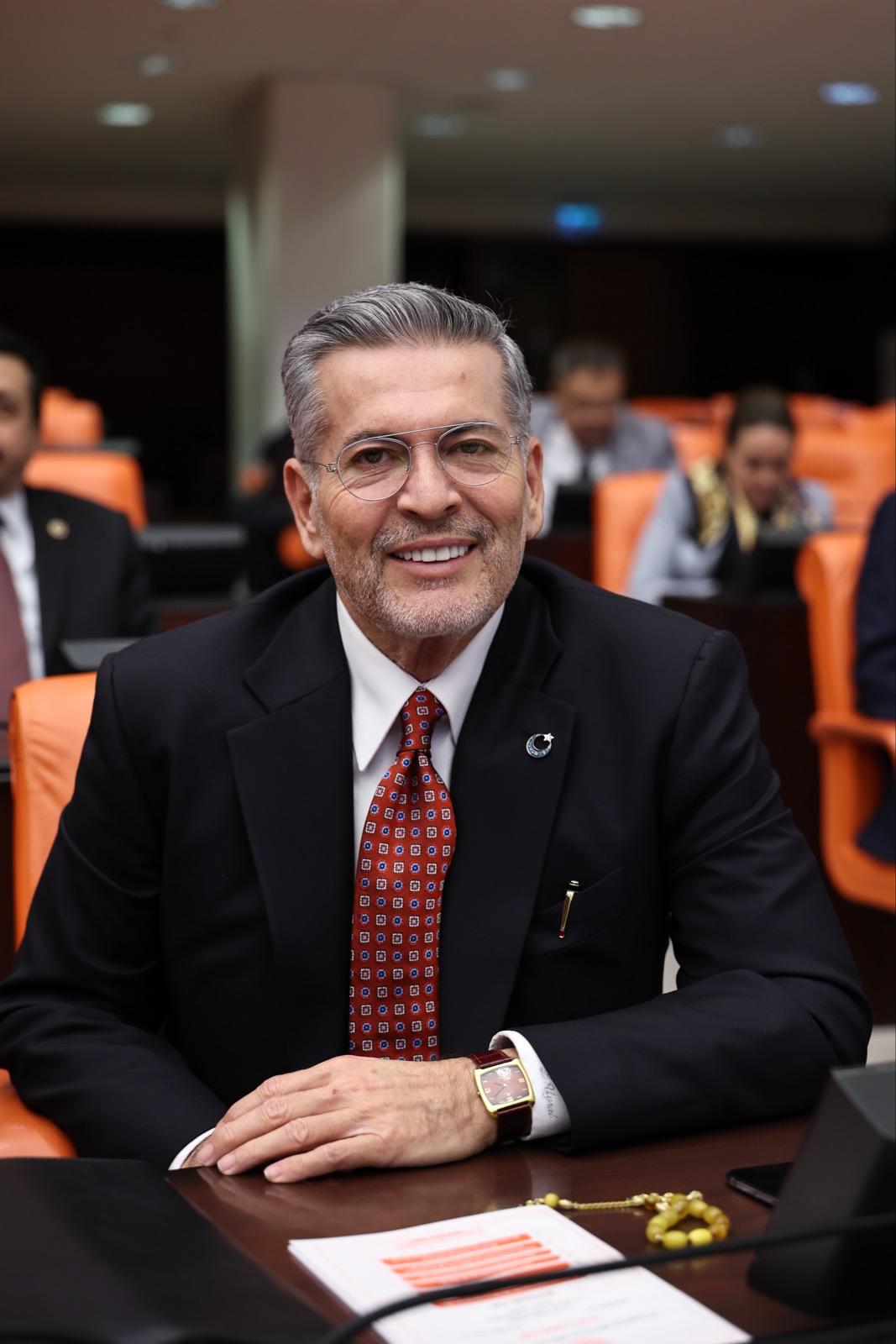 MHP MERSİN MİLLETVEKİLİ DR. LEVENT UYSAL 30 AĞUSTOS ZAFER BAYRAMI’NI KUTLADI