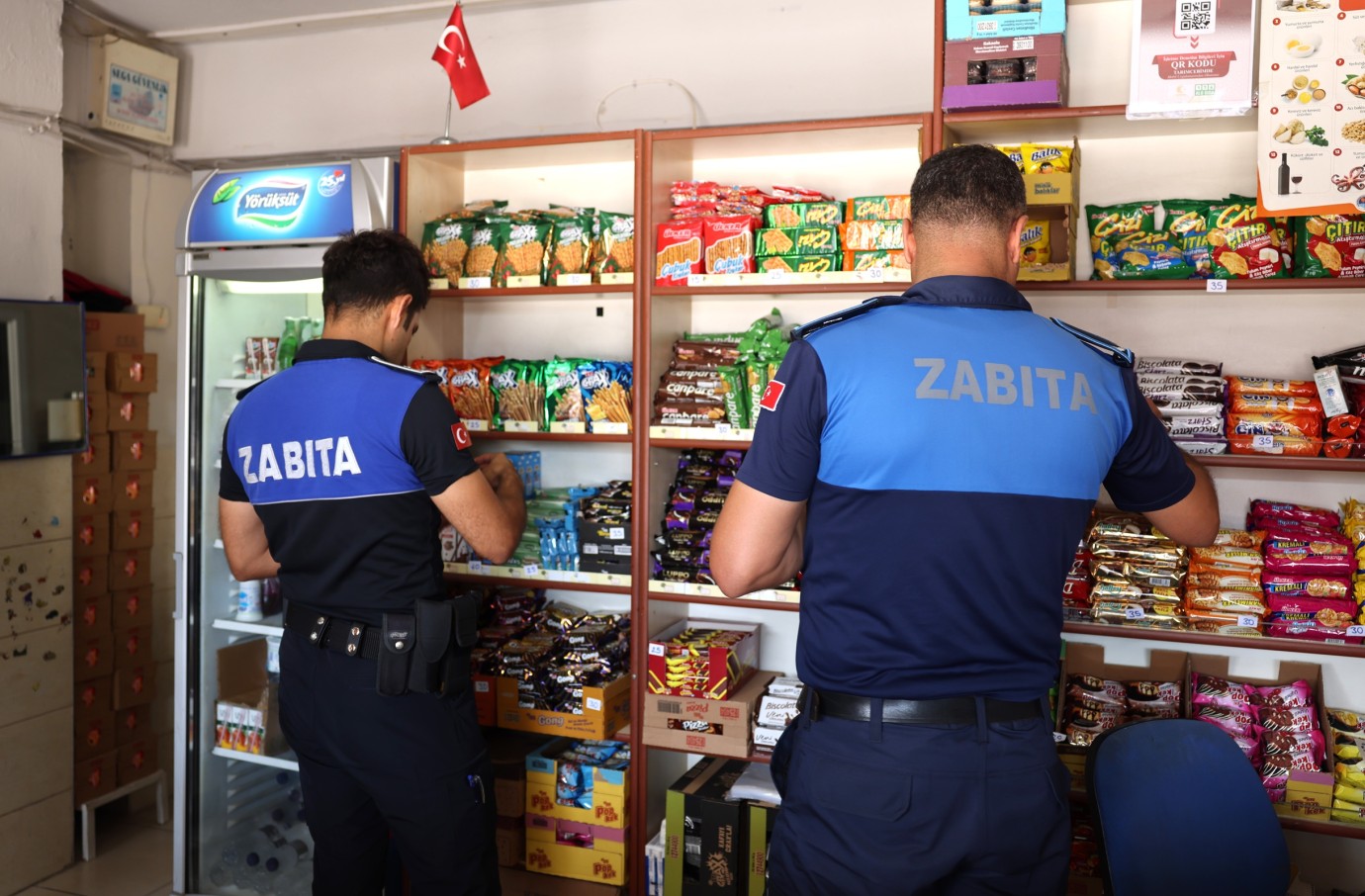 TOROSLAR ZABITASI OKUL KANTİNLERİNİ DENETLEDİ