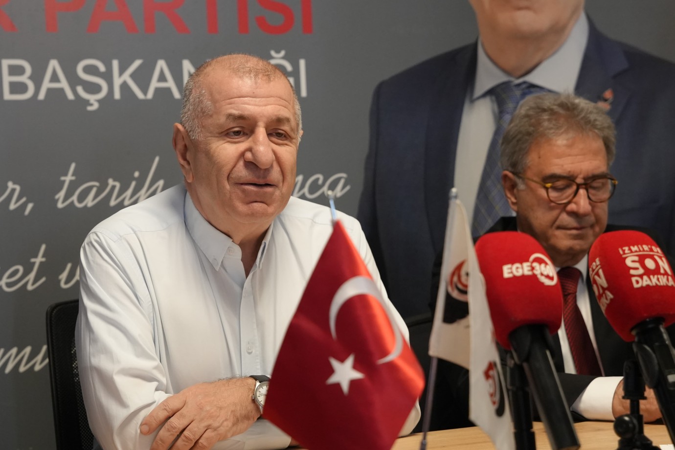 2001'DEKİ EKONOMİK KRİZ BUNUN YANINDA KÜÇÜK BİR MELTEM GİBİ KALIYOR”