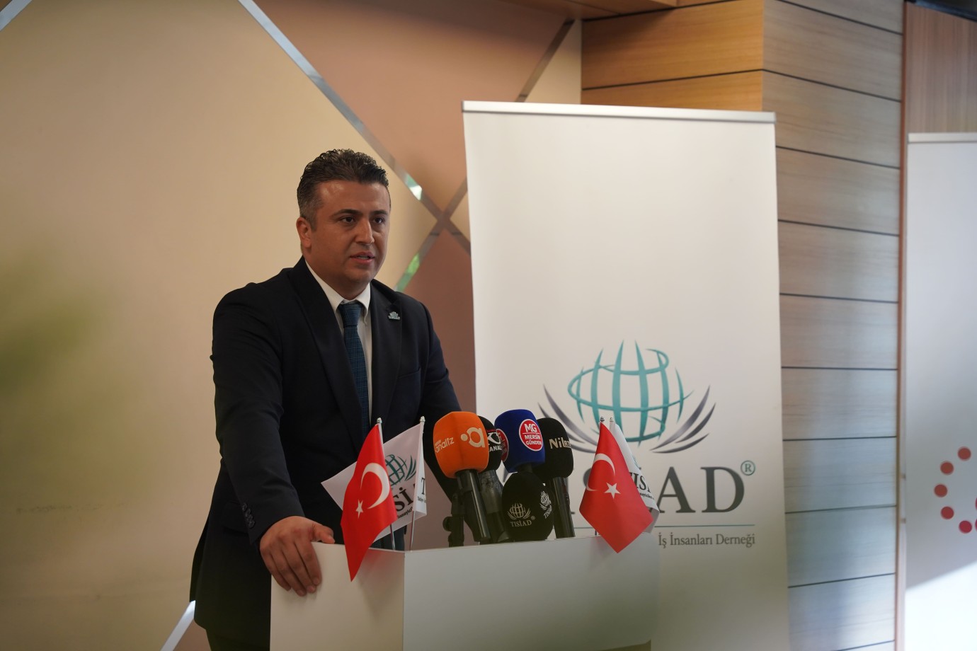 TISİAD ÖNCÜLÜĞÜNDE MERSİN’DE SAĞLIK TURİZMİ İÇİN YENİ KÖPRÜ