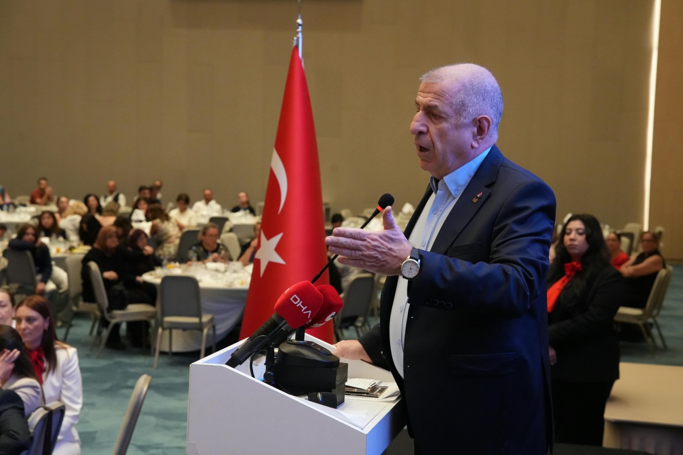 “PKK'LI TERÖRİSTLER MODERN SİLAH SİSTEMLERİNİ İRAN'A TAŞIYORLAR”
